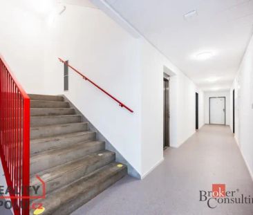 Pronájem bytu 1+kk 30 m - Fotografie 3
