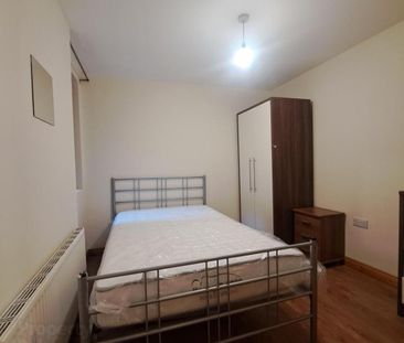 Unit A, 1 Stranmillis Gardens, BT95AS, Belfast - Photo 3