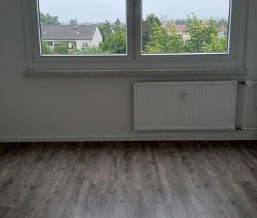 Hier fühlen Sie sich wohl: familienfreundliche 4-Raum-Wohnung! - Foto 2