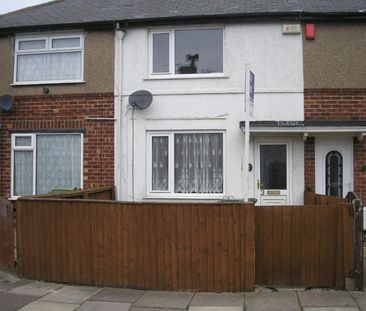 Terraced House to rent on - Photo 5