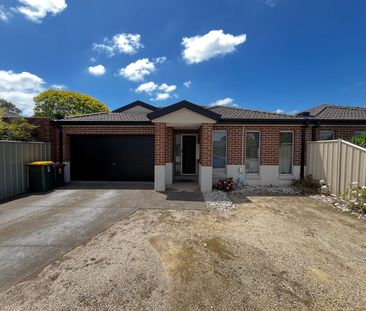 1A Vaina Street, 3030, Werribee Vic - Photo 1