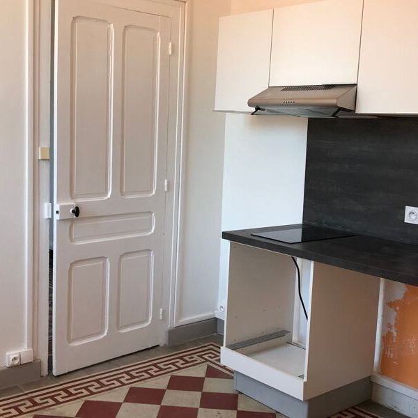 Appartement à louer 2 pièces • Sathonay-Camp - Photo 1