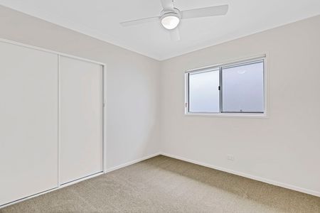 4-Bedroom Family Home - Photo 2