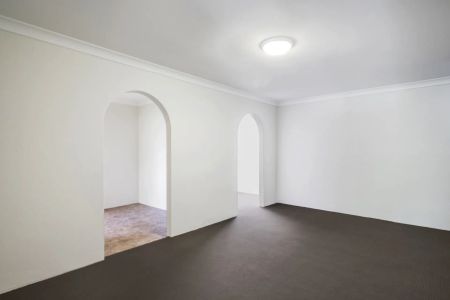 Conveniently Located Apartment For Lease In Prime Location - Photo 2