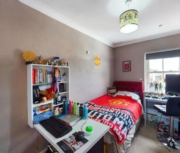 2 bedroom semi-detached house to rent - Photo 5