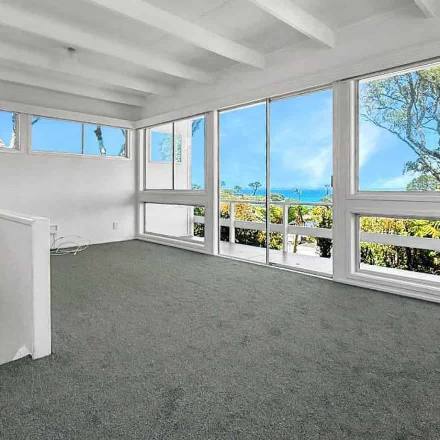 1/8 Rewi Street, Torbay - Photo 1