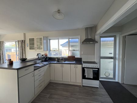 38 Ensign Street, Halswell - Photo 2