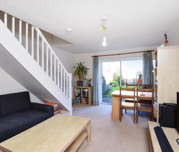 2 bedroom terraced house to rent - Photo 2