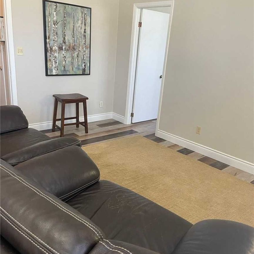 For Lease - 2906 Hwy 2 Highway Unit# 4, Clarington, Ontario - Photo 1