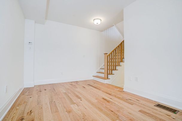 For Lease - 3295 Taha Gardens N/A, Oakville, Ontario - Photo 1