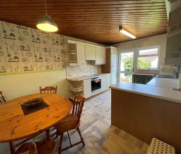 17 Prospect Gardens, Carrickfergus, BT38 8QX - Photo 6