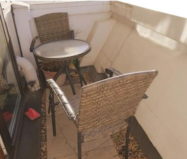 Room in a Shared Flat, Blazer Court, NW8 - Photo 1