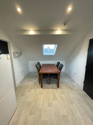 Princess Street Studio 5 - Photo 1