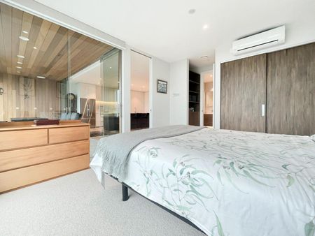 Immaculately presented apartment with stunning ... - Photo 3