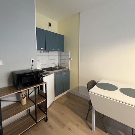 Location Appartement RENNES / Quartier CENTRE-VILLE - Photo 3