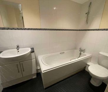 Lower Canal Walk, Southampton, SO14 - Photo 4