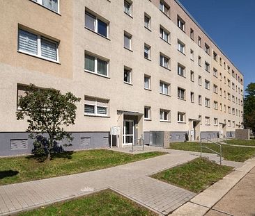 Barrierearm! - 2 Zimmer-Wohnung mit Balkon im gepflegten Aufzugsobjekt - Foto 4