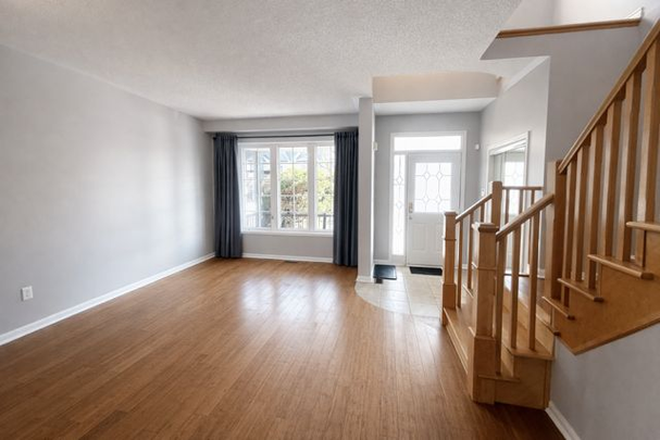 For Lease - 5923 Blue Spruce Avenue, Burlington, Ontario - Photo 1