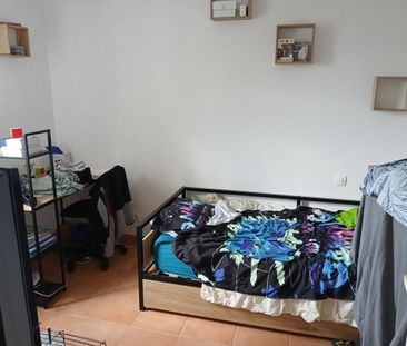 Appartement T4 de 75.42 m2 avec terrasse et balcon - Brignoles - Photo 2