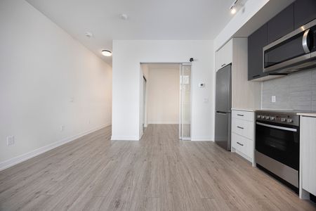 For Lease - 2300 St Clair Avenue Unit# 112, Toronto, Ontario - Photo 4