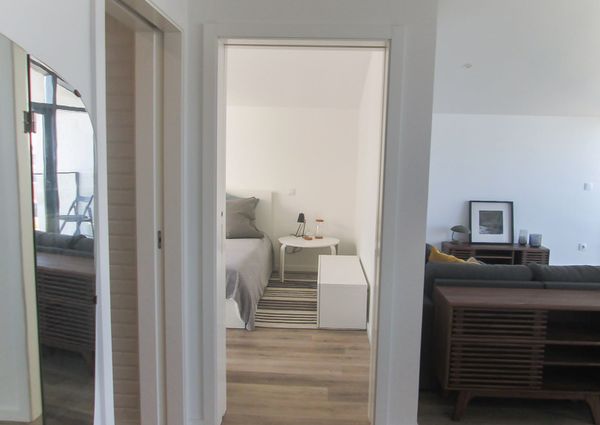 Fantástico apartamento T1 mobilado e equipado, novo, com vistas deslumbrantes sobre ria!