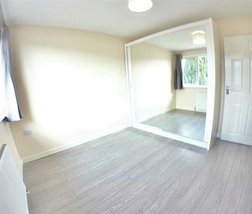 3 bedroom end of terrace house to rent - Photo 6