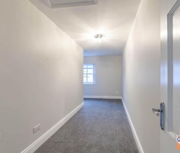 6 Ballynahinch Street, Hillsborough, BT26 6AW - Photo 6