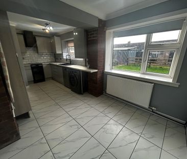 Meridian Road, Boston - Photo 5