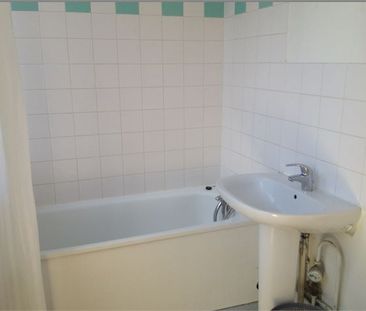 Location Appartement 2 pièces 38m² - Photo 3