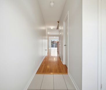 For Lease - 162 Gentile Circle, Vaughan, Ontario - Photo 4