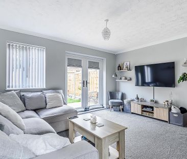 2 bedroom terraced house to rent - Photo 1