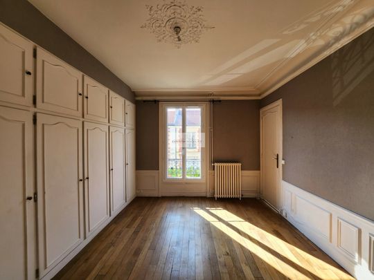 Maison à louer VERSAILLES, 8 pièce(s) - 4425€ - Photo 1