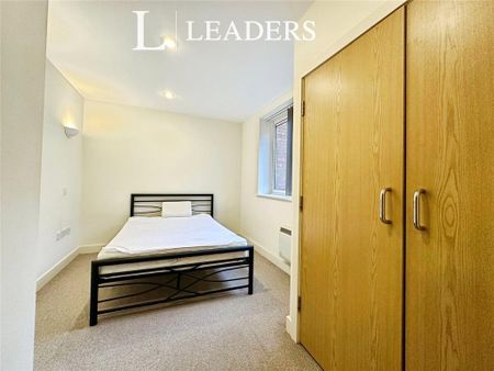 1 bedroom flat to rent - Photo 3