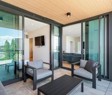 "The Hemingway" - Luxury Ocean View Apartment - Photo 4