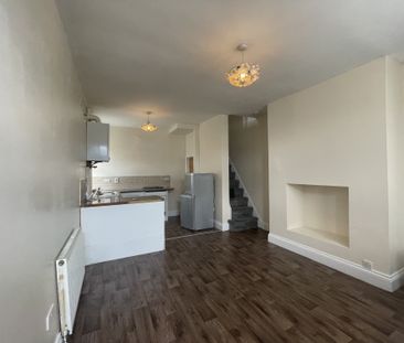 Hard Ings Road, Keighley - Photo 5