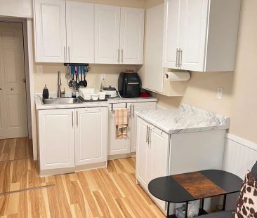 63 Barrett Crescent #Basement - Photo 4