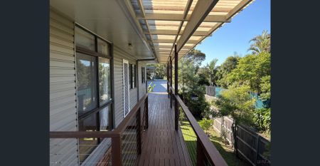 Family Home - Photo 3