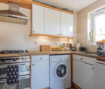 O'leary Drive, Cardiff Bay, Cardiff, CF11 - Photo 4