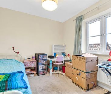 4 bedroom detached house to rent - Photo 5