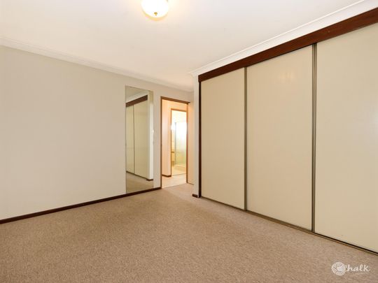 3X1 FAMILY HOME IN WAIKIKI - 6 MONTH LEASE!!! - Photo 1