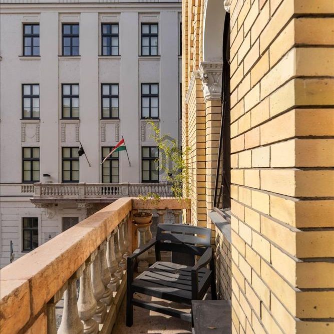 Kiadó újszerű állapotú lakás - Budapest VIII. kerület - Photo 1