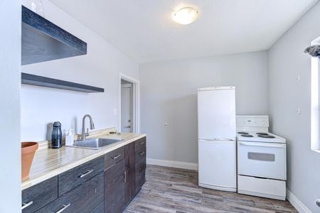 For Lease - 1762 Keele Street, Toronto, Ontario - Photo 4