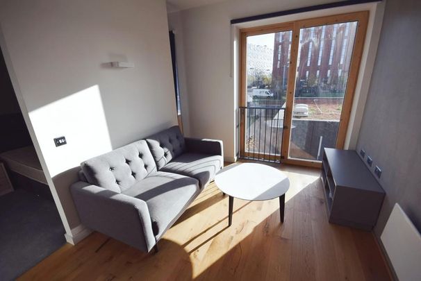 Studio to rent - Photo 1