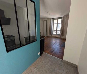 Location Appartement 3 pièces 60m² - Photo 2