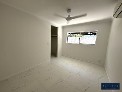 Brand New Luxury Home with Pool in Cannonvale! - Photo 3