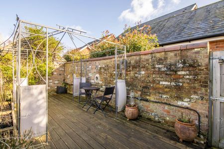 London Road, Great Shelford - Photo 5