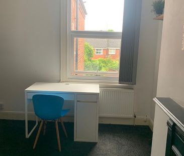 Room in a Shared House, Northumberland Rd, CV1 - Photo 5