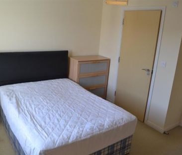 2 Bedroom Apartment - Celestion Drive - Photo 5