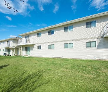 Westpark Estates Apartments - Photo 2