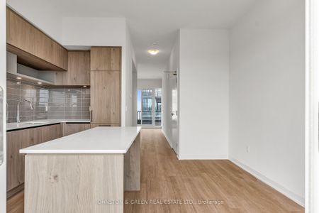 For Lease - 9 Steckley House Lane Unit# 514, Richmond Hill, Ontario - Photo 3